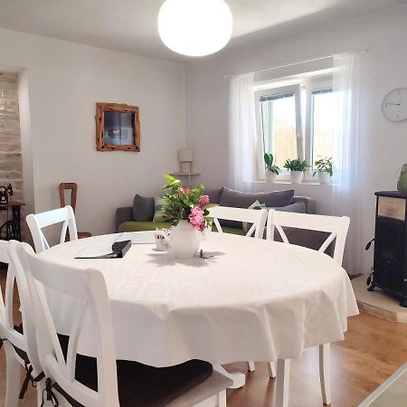 House Kuna Bristane Ngoại thất bức ảnh